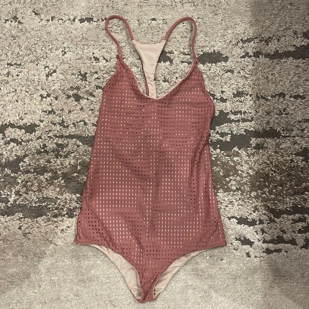 acacia one piece